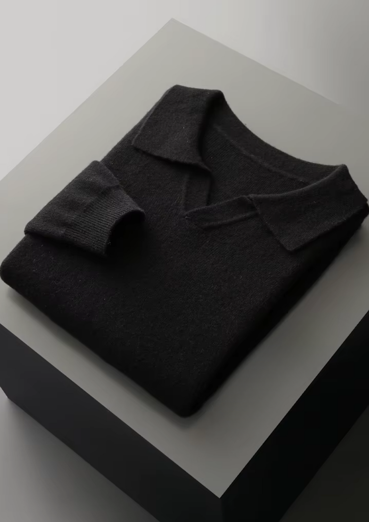 Pure Extra-Fine Merino Wool Ribbed Buttonless Polo | Portovelli