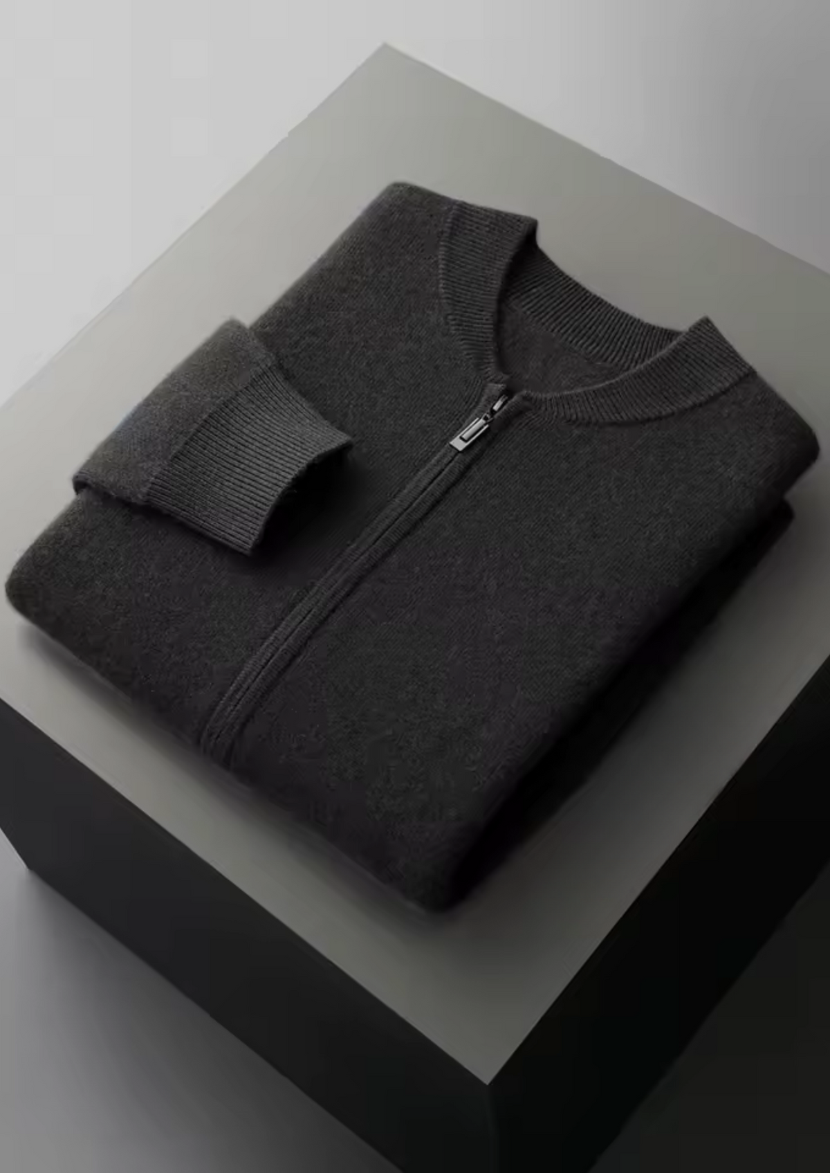 Pure Extra-Fine Merino Wool Black Falconi Set | Portovelli