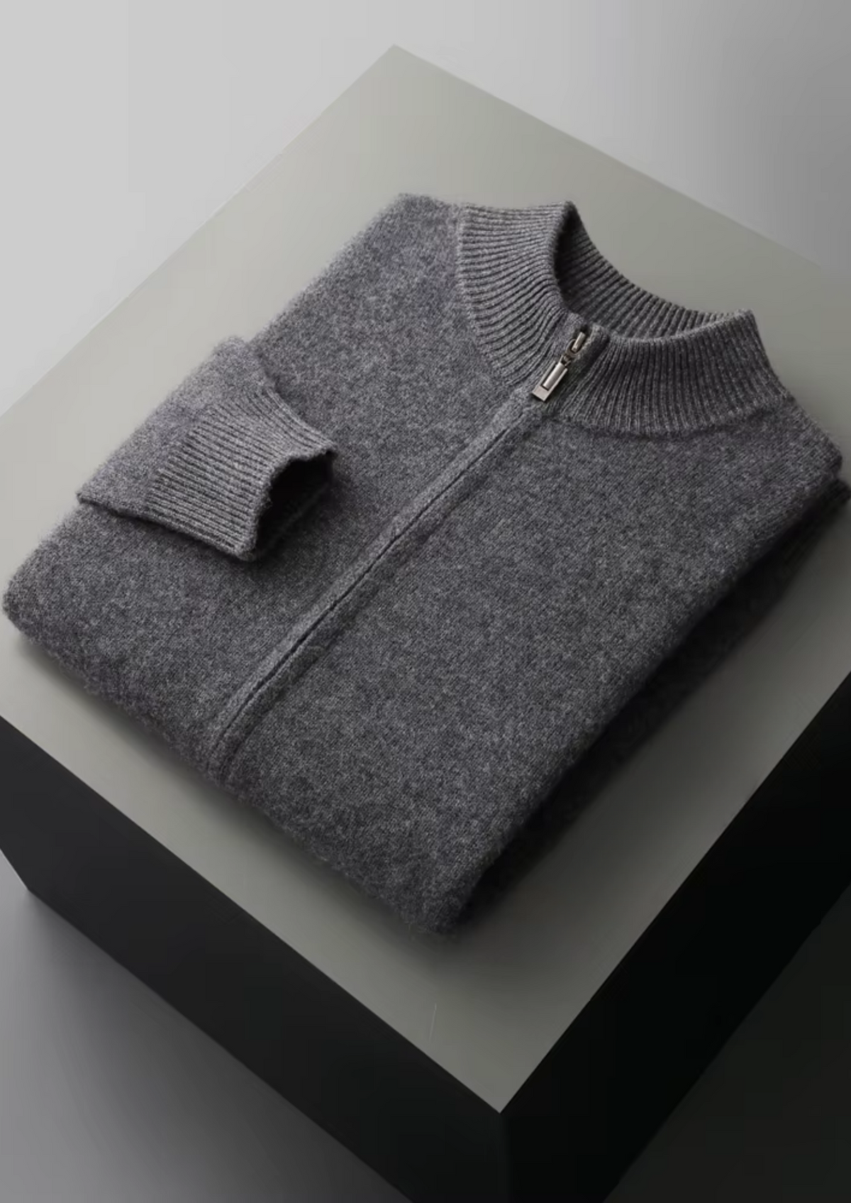 Pure Extra-Fine Merino Wool Dark Gray Luzzo Set | Portovelli