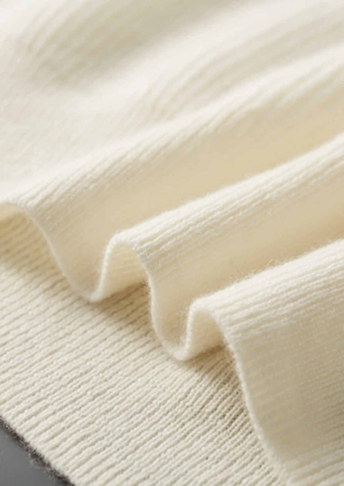 Premium Cashmere Classic Ribbed Henley Sweater | Portovelli