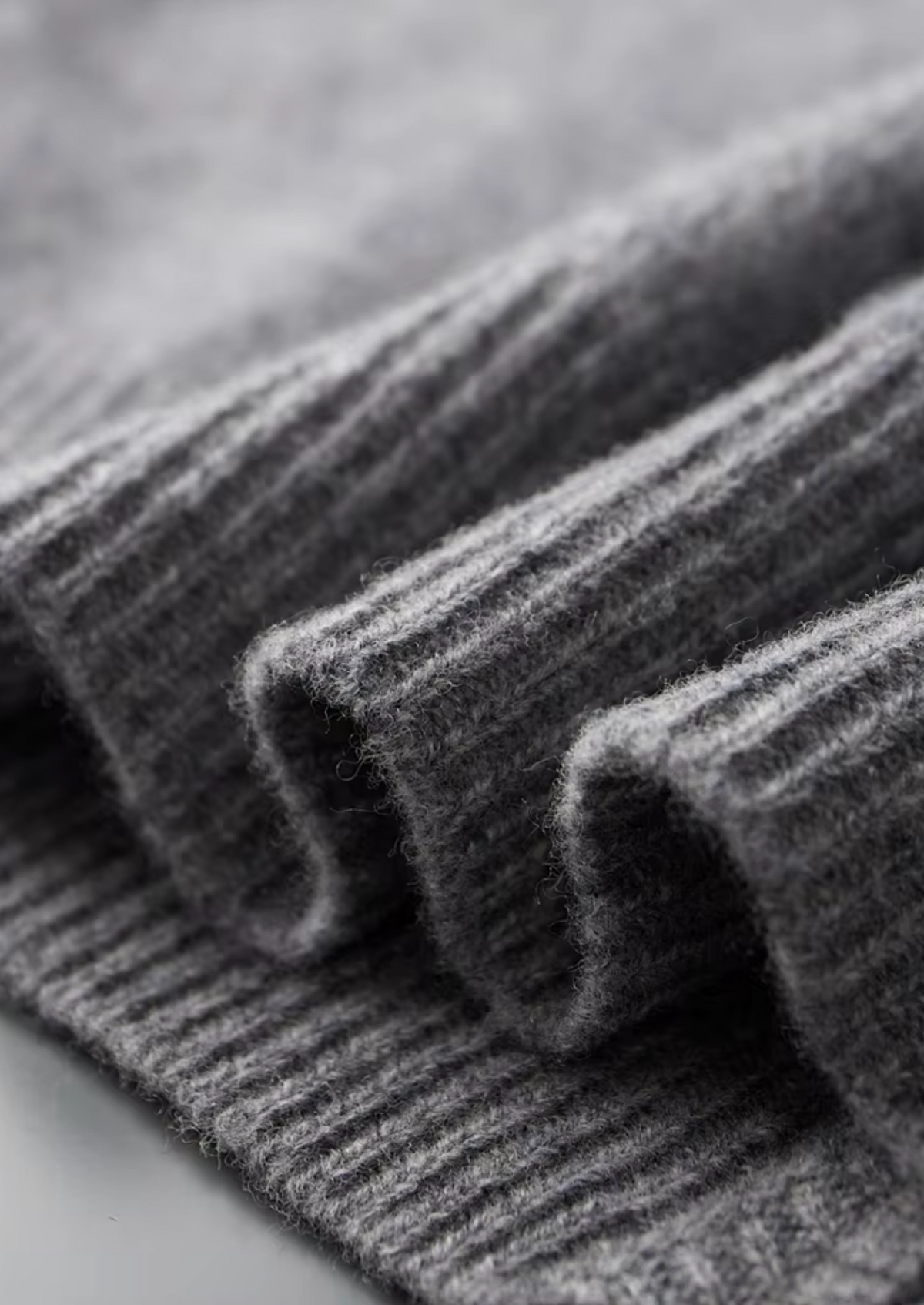 Pure Extra-Fine Merino Wool Two-Tone Zip Cardigan | Portovelli
