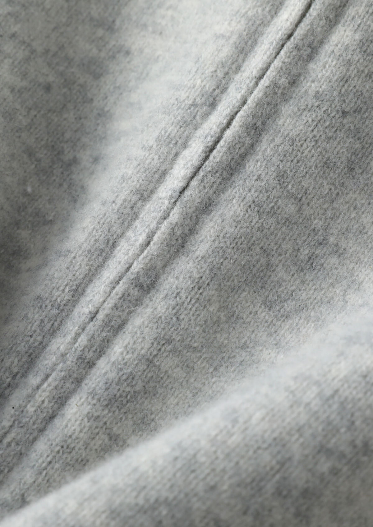 Pure Extra-Fine Merino Wool Light Gray Luzzo Set | Portovelli
