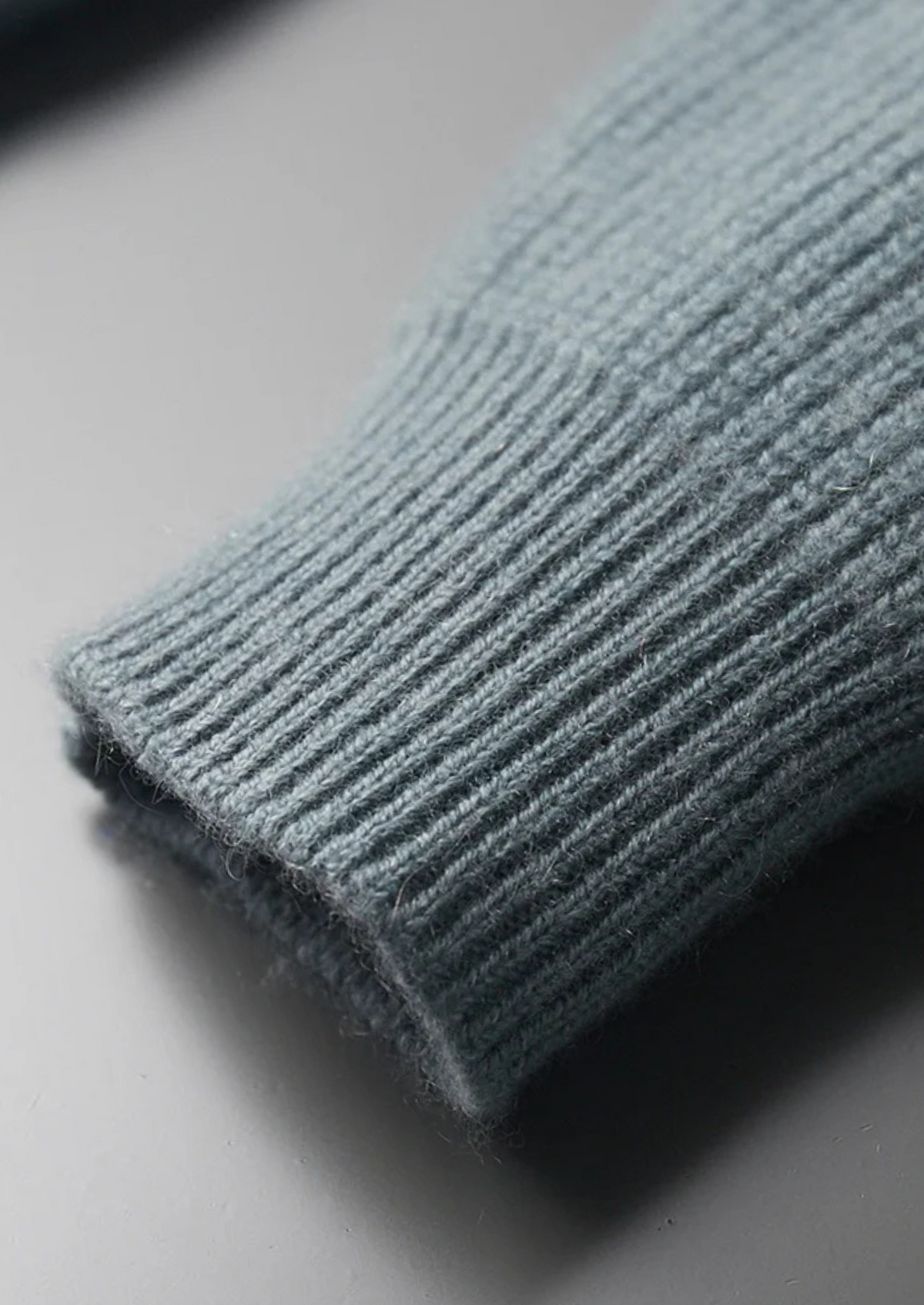 Premium Cashmere Ribbed Cardigan | Portovelli