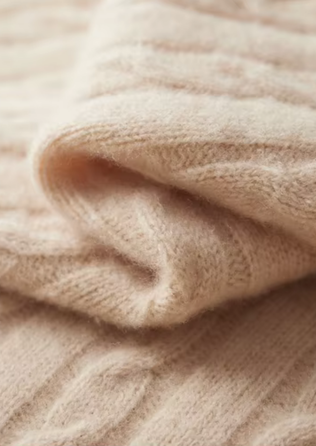 Pure Extra-Fine Merino Wool Cable Knit Henley Sweater | Portovelli