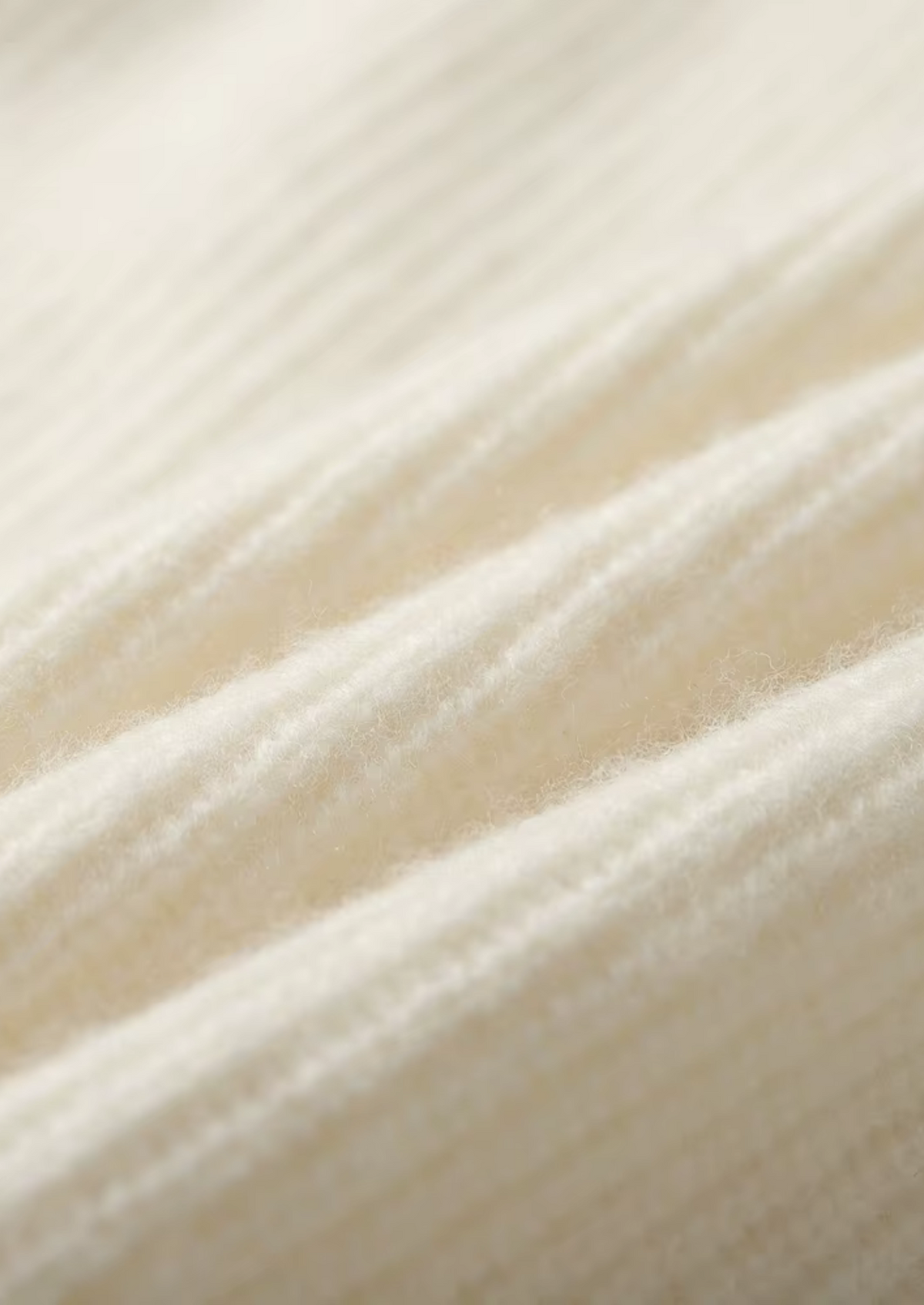 Premium Cashmere Ribbed V-Neck Sweater | Portovelli