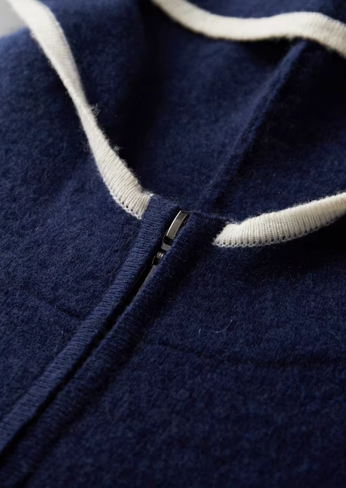 Pure Extra-Fine Merino Wool Navy Blue Damien Set | Portovelli