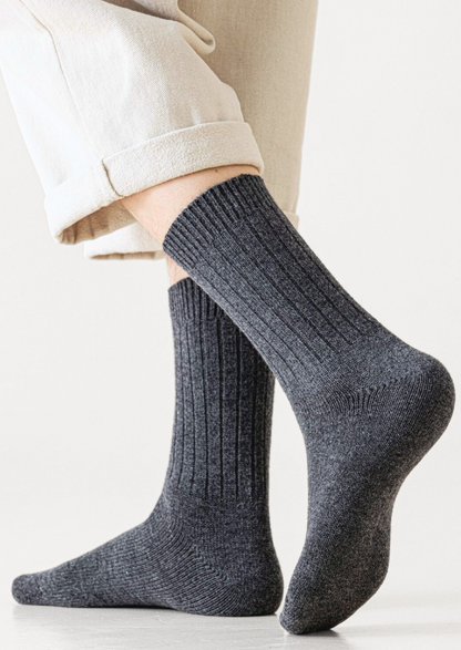 Black Ultra-Soft Ribbed Merino Wool Socks | Portovelli