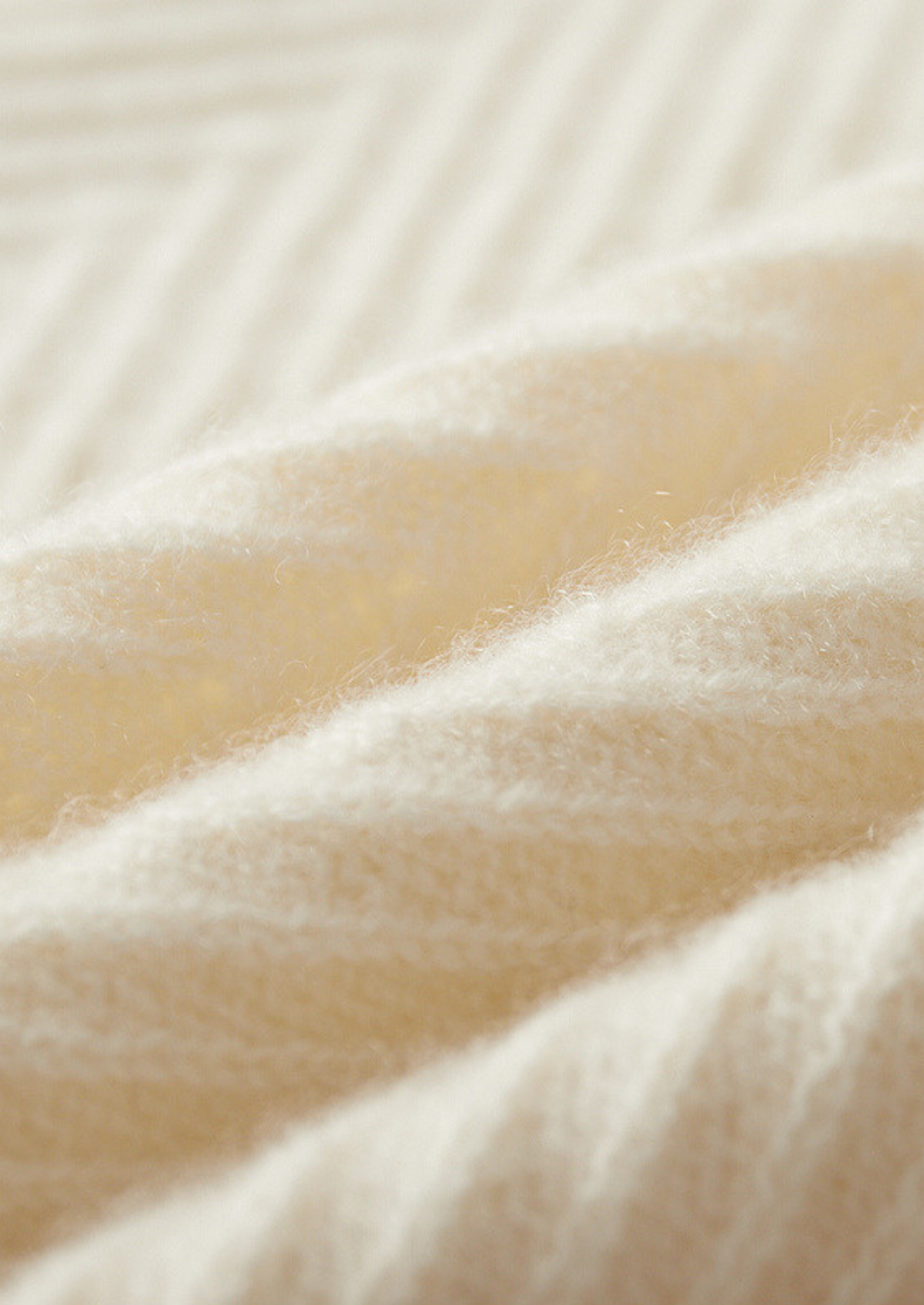 Pure Cashmere Ivory Herringbone Crewneck | Portovelli