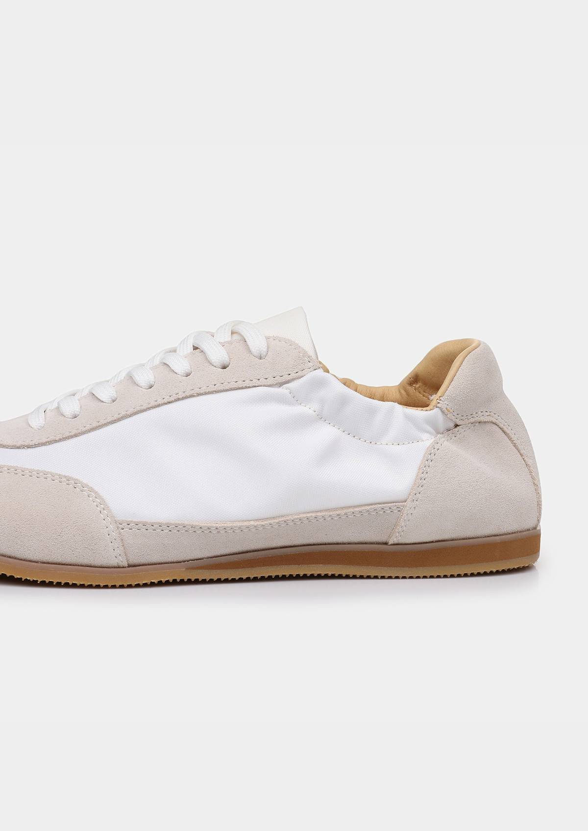 Monaco Ivory Hybrid Retro Runner | Portovelli