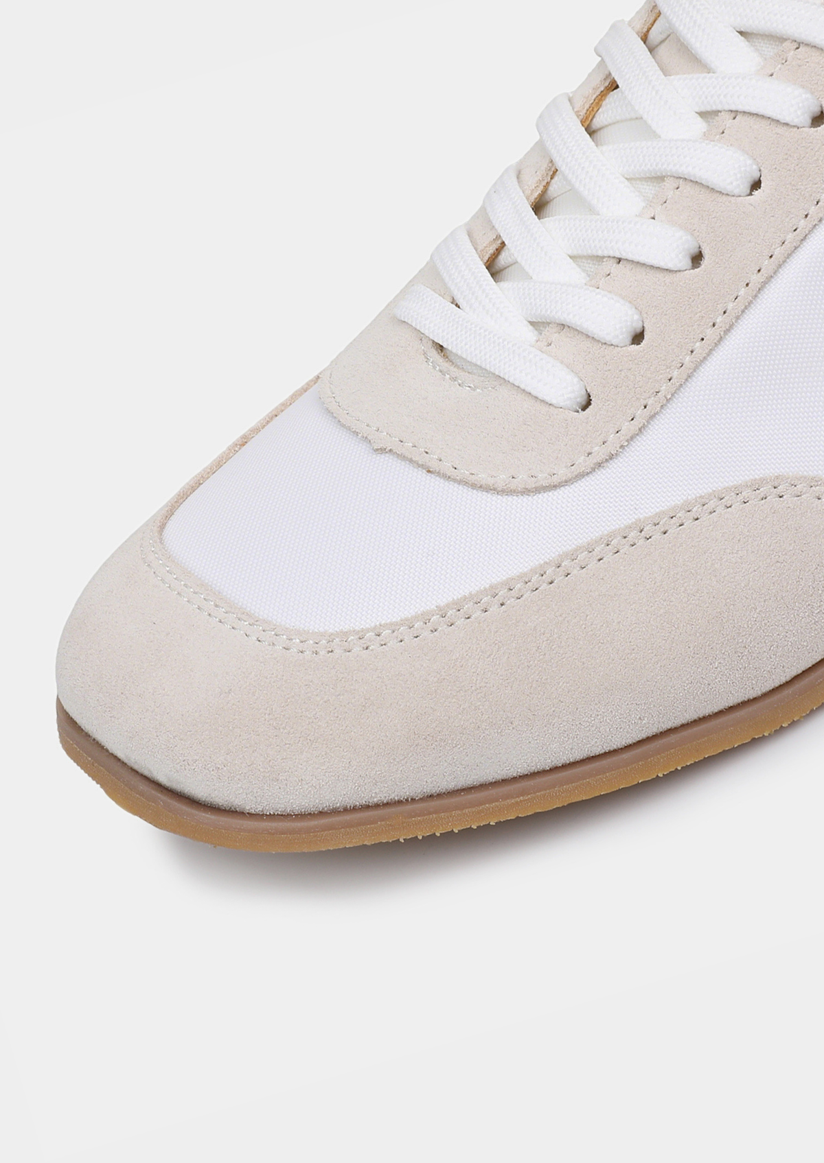 Monaco Ivory Hybrid Retro Runner | Portovelli
