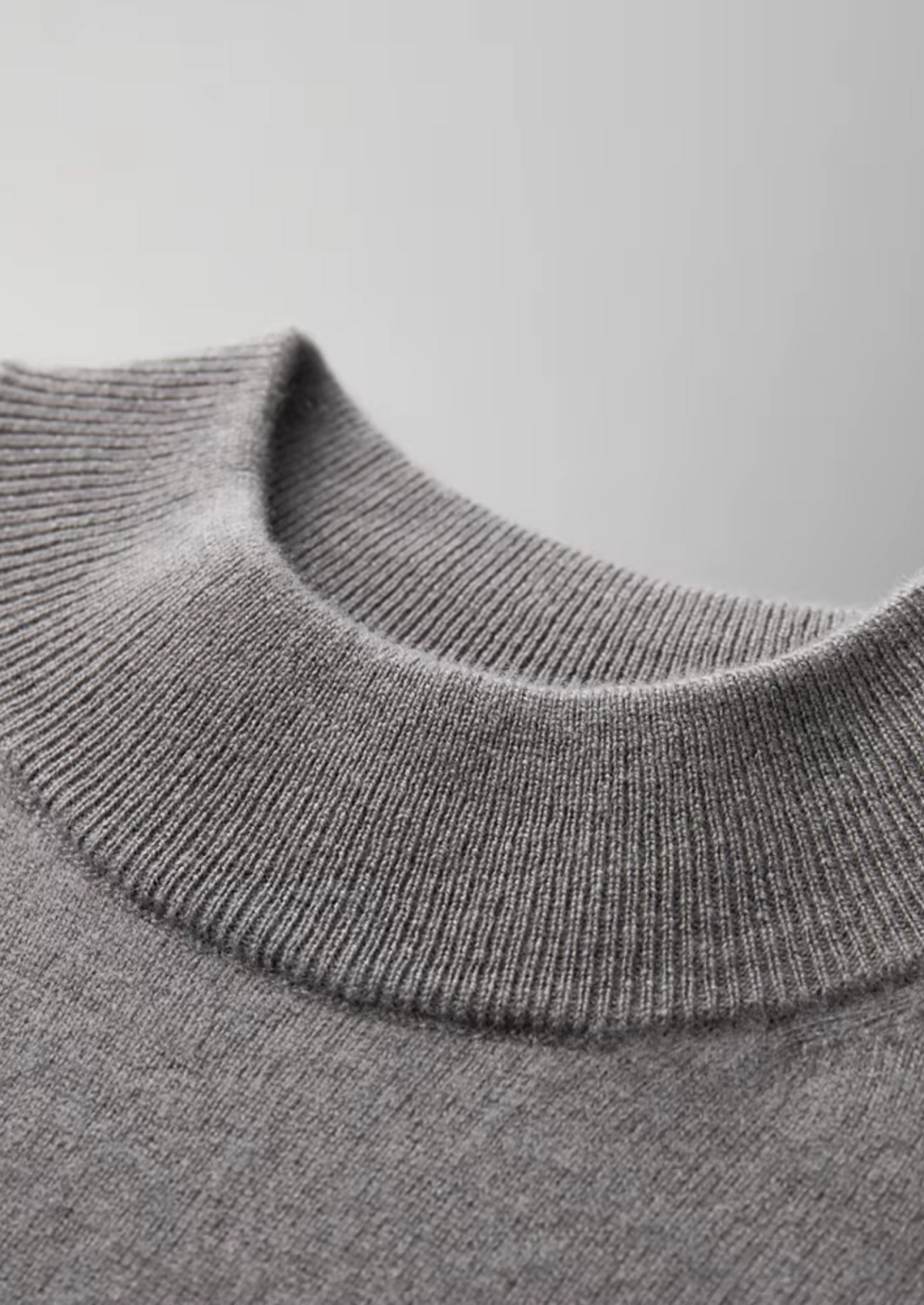 Premium Cashmere Mock Neck T-Shirt | Portovelli