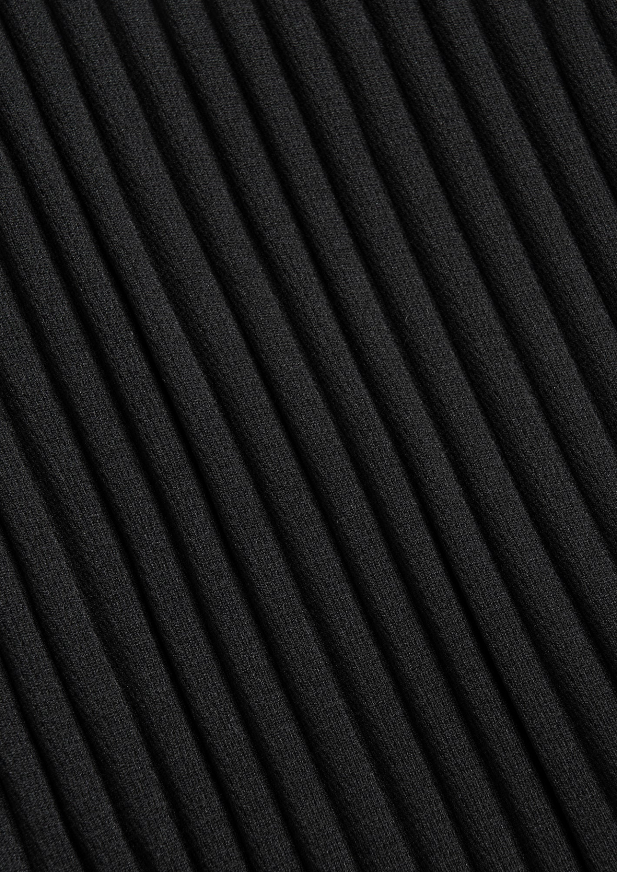 Black Pleated Summer Set | Portovelli