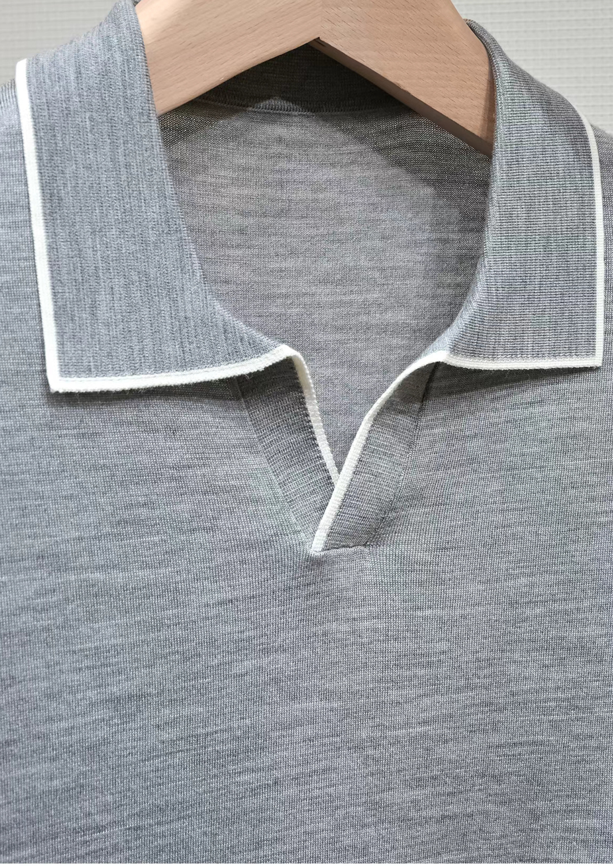 Ellis Light Gray Lightweight Polo Shirt | Portovelli