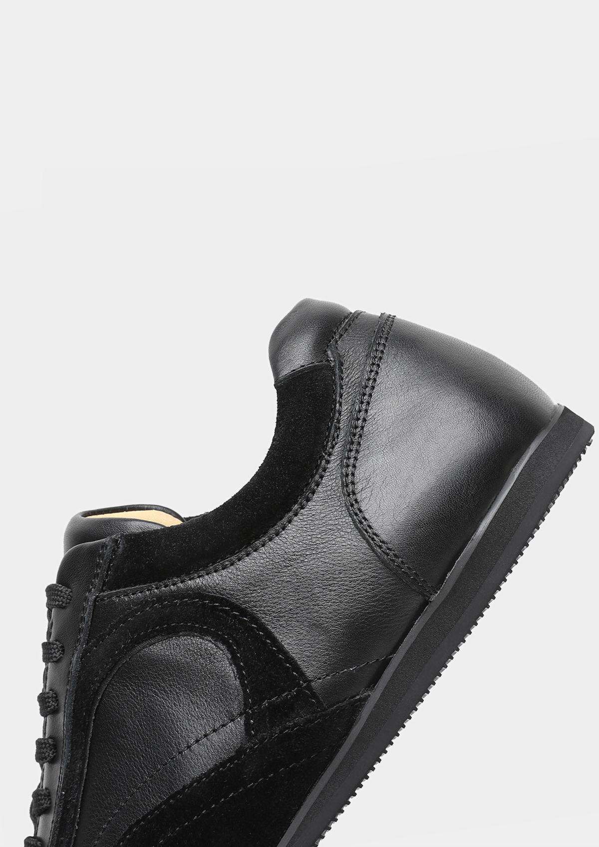 Black Retro Hybrid Suede Leather Runner | Portovelli