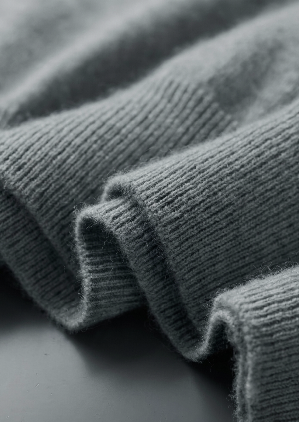 Premium Cashmere Classic Crewneck T-Shirt - Shadow Flint | Portovelli