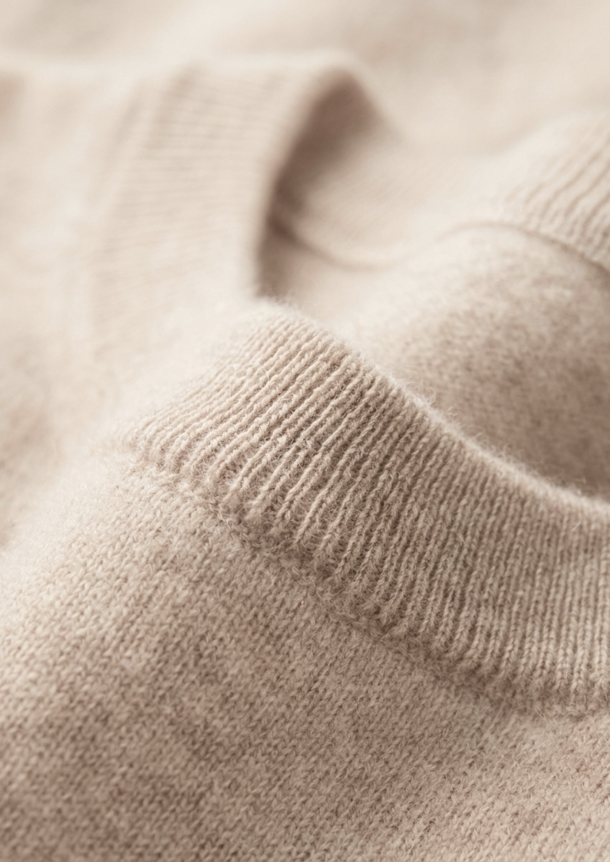 Premium Cashmere Classic Crewneck T-Shirt - Ivory Mocha | Portovelli