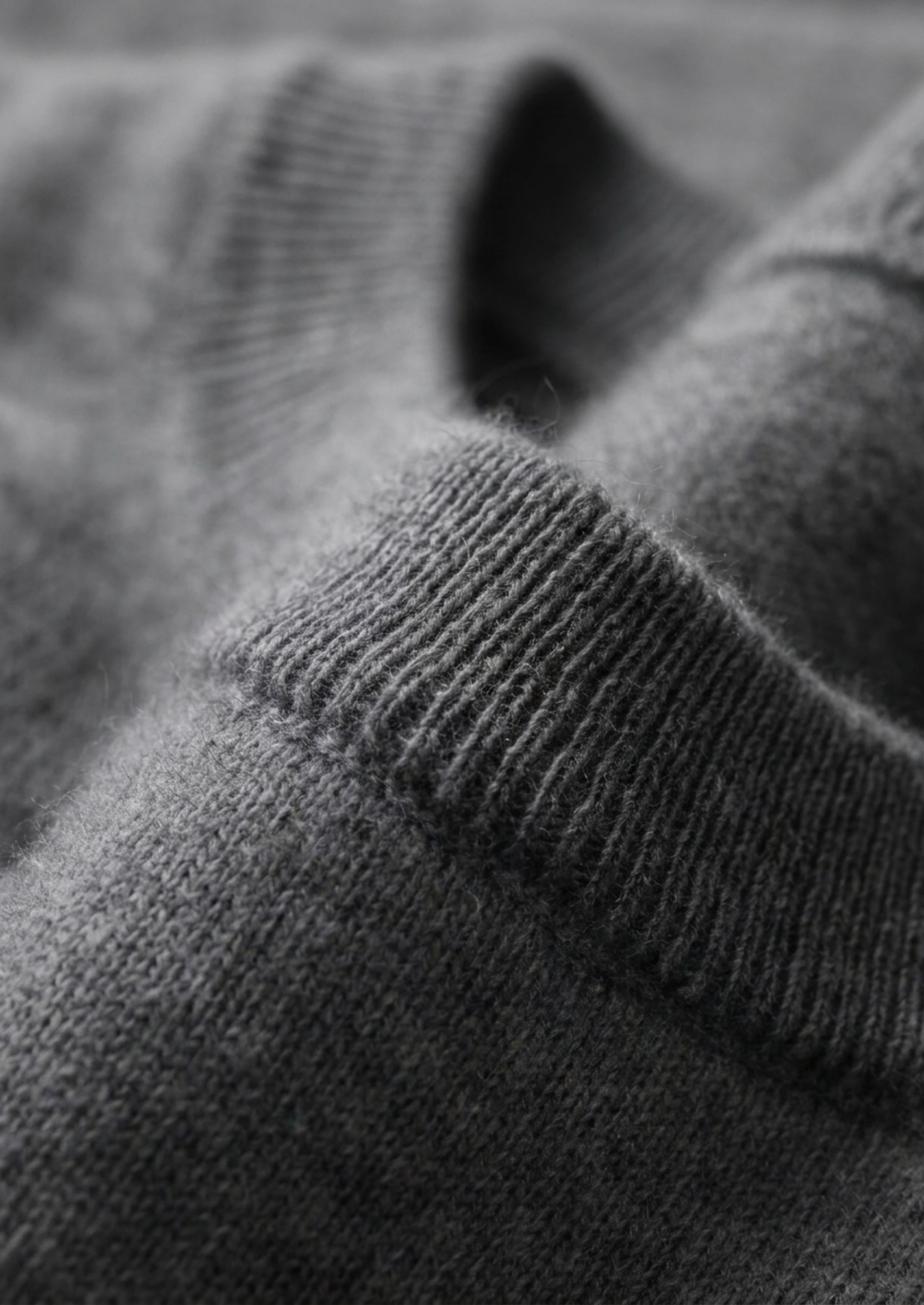 Premium Cashmere Classic Crewneck T-Shirt - Dark Gray | Portovelli
