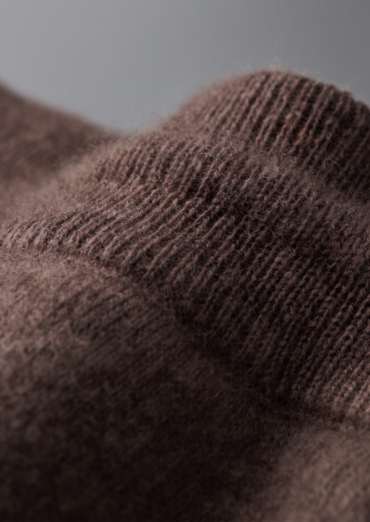 Pure Extra-Fine Merino Wool Dark Brown Luzzo Set | Portovelli
